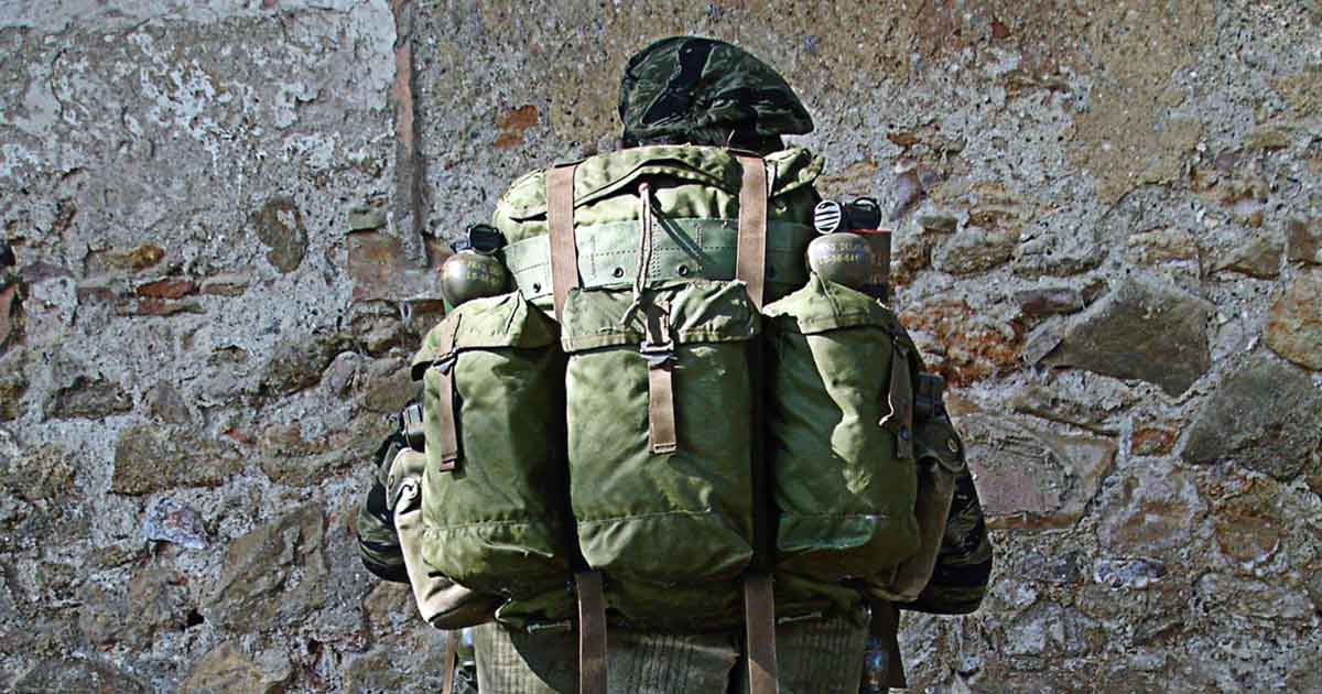 INCH Bag Ausrüstung ähnlich wie beim Fluchtrucksack.