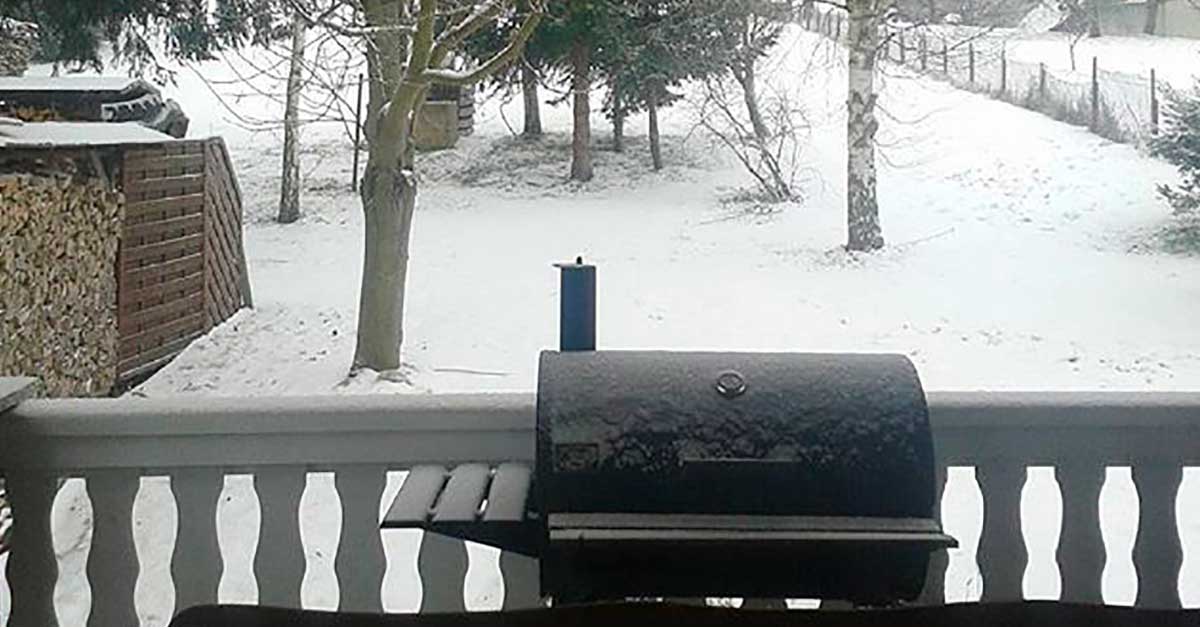Barbecue Smoker Test im Winter.