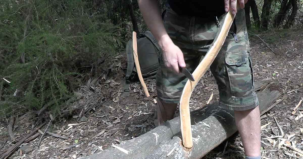 Herstellung eines Wurfholzes aus einem Ast