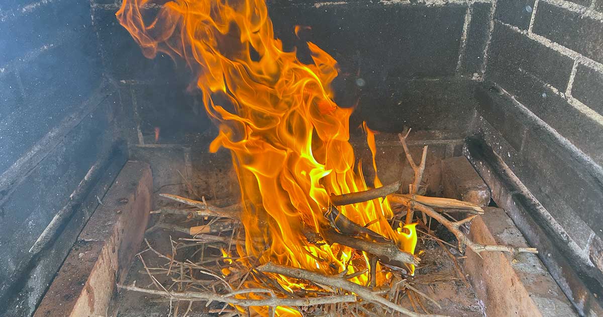 Richtig den Grill anzünden für das Garnelen Rezept